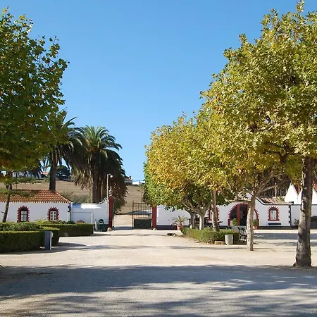 בית נופש Quinta Dos Leitoes *